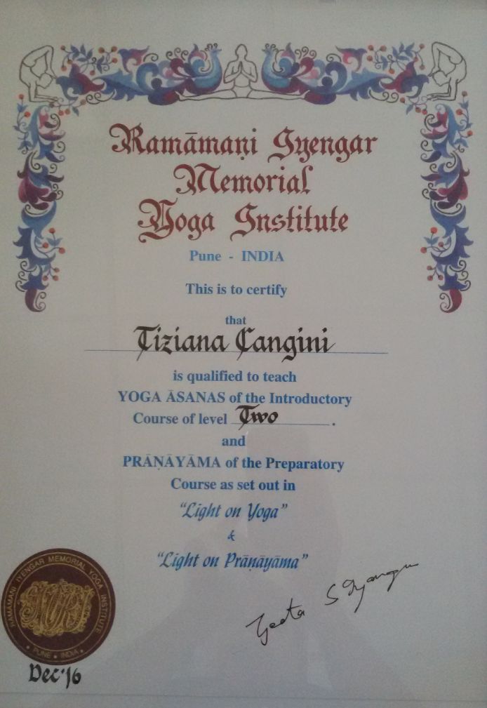 certificato degli insegnanti iyengar yoga